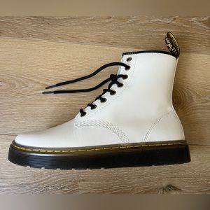 Dr.Martens new Zavala combat boot solid white